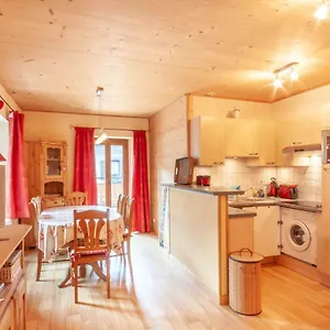 https://place-eglise-2.hotels-rhonealpes.com